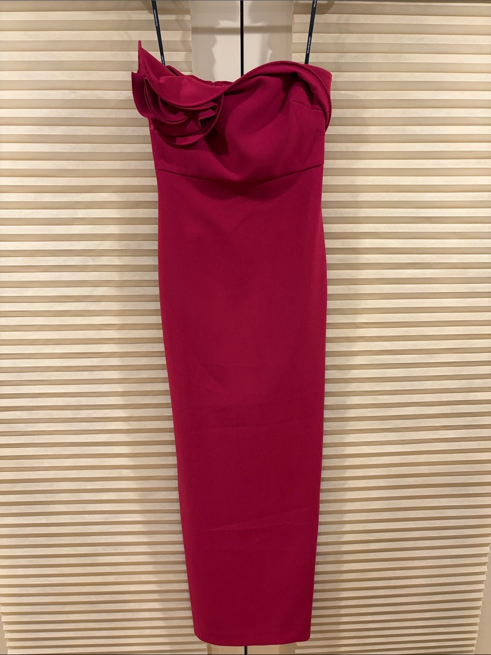 NWOT Roland Mouret Strapless Rose Red Sheath Dress with Floral Detail, Size US 6